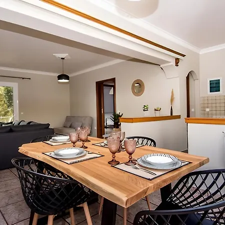 Aristotelis Lakithra-alexandra Apartament *